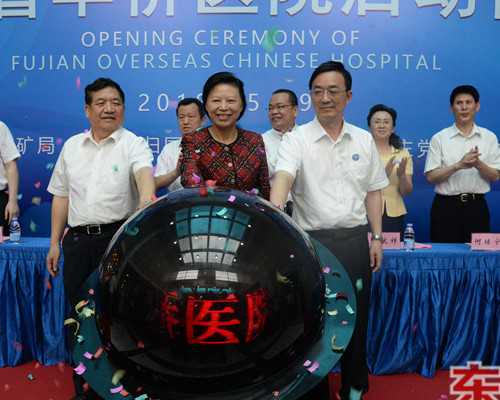 高龄女性做试管移植囊胚生男孩有风险吗？*供卵代怀孩子